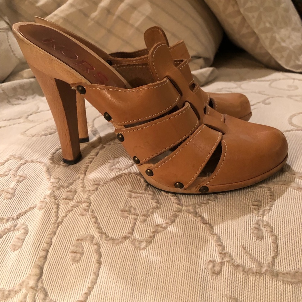 Nude heel/mule